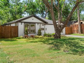 825  Apache Trace , Grand Prairie Texas 75051