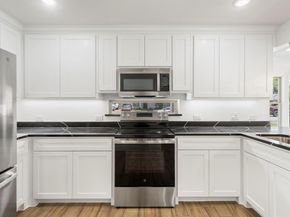 825  Apache Trace , Grand Prairie Texas 75051