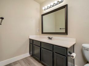 716  River Hill Lane , Fort Worth Texas 76114