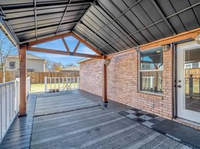 716  River Hill Lane , Fort Worth Texas 76114