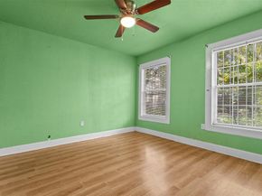 2821  Burchill Road S, Fort Worth Texas 76105