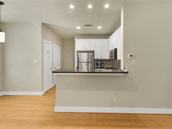 3915  Congress Avenue  200, Dallas Texas 75219
