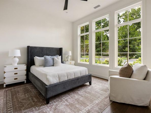6124  Lakehurst Avenue , Dallas Texas 75230