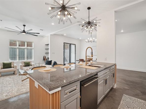 4618  Columbia Avenue  2A, Dallas Texas 75226