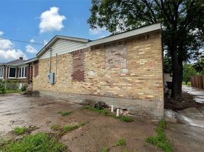 2718  South Boulevard , Dallas Texas 75215