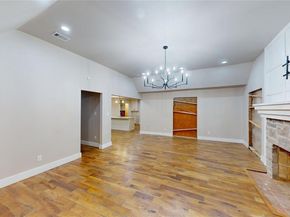 2718  South Boulevard , Dallas Texas 75215