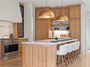6452  Walnut Hill Lane , Dallas Texas 75230