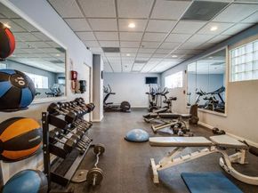 2305  Worthington Street  216, Dallas Texas 75204