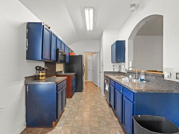 2830  Colt Lane , Dallas Texas 75237