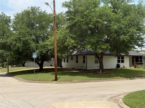 1045  Majors Drive , Mesquite Texas 75149