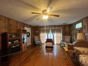 400  Edgefield Drive , Garland Texas 75040