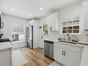 3935  El Campo Avenue , Fort Worth Texas 76107