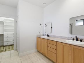 4241  Rawlins Street  13, Dallas Texas 75219