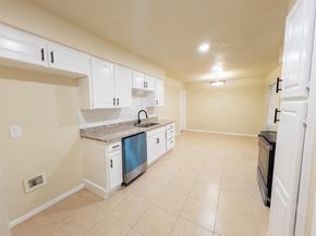 1037  Nancy Lane , Lancaster Texas 75134