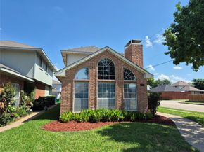 2035  Greenview Drive  B, Carrollton Texas 75010