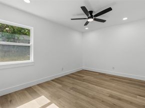 518 N M L King Jr Boulevard , Grand Prairie Texas 75050