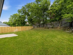 518 N M L King Jr Boulevard , Grand Prairie Texas 75050