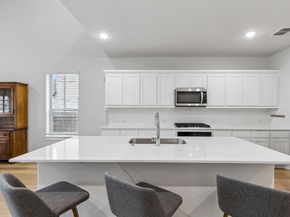 917  Breezy Street , Princeton Texas 75407