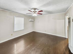 5013  Kessler Road , River Oaks Texas 76114