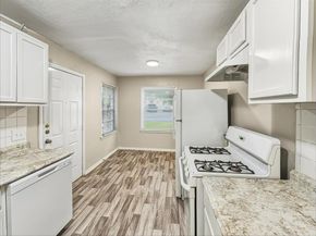 5013  Kessler Road , River Oaks Texas 76114