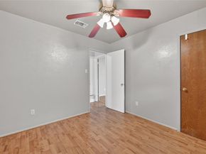 910  Kerry Street , Benbrook Texas 76126