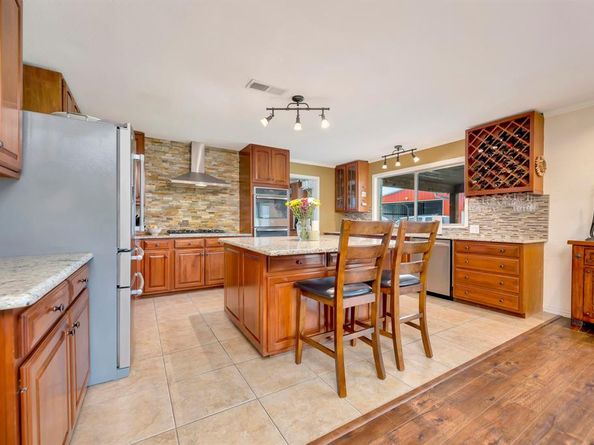 26  Rancho Drive N, Fort Worth Texas 76244