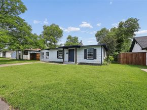 821  Travis Street , Garland Texas 75040