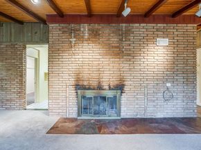 1100  Mockingbird Lane , Arlington Texas 76013