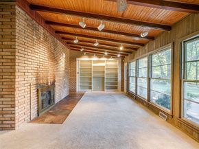 1100  Mockingbird Lane , Arlington Texas 76013