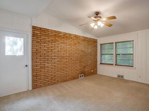 1100  Mockingbird Lane , Arlington Texas 76013