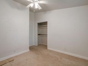 1100  Mockingbird Lane , Arlington Texas 76013