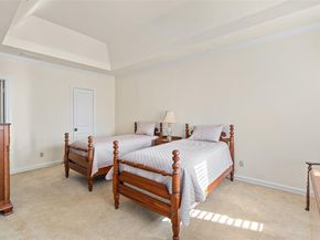 3  Royal Terrace Court , Dallas Texas 75225