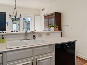 3  Royal Terrace Court , Dallas Texas 75225
