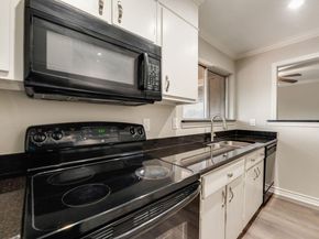 2802  Escada Drive  207, Farmers Branch Texas 75234