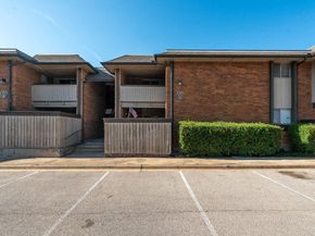 2802  Escada Drive  207, Farmers Branch Texas 75234