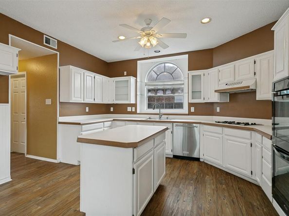 2  Oxford Circle , Allen Texas 75002