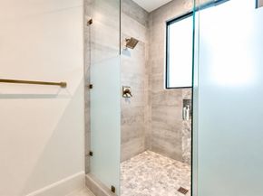 8546  Glencrest Lane , Dallas Texas 75209
