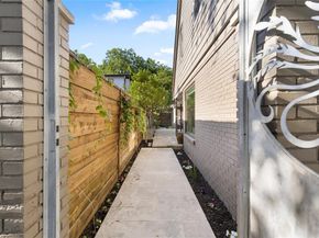 3605  Northwest Parkway , University Park Texas 75225