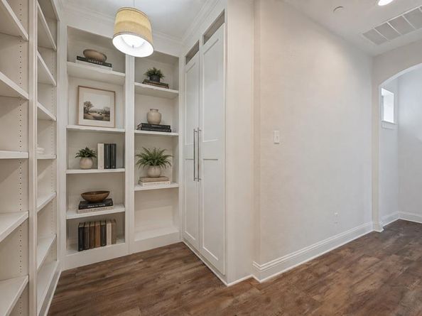 921  Brook Forest Lane , Euless Texas 76039
