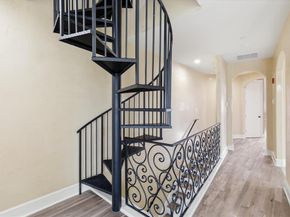 410  Mills Street , Fort Worth Texas 76102