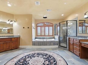 410  Mills Street , Fort Worth Texas 76102