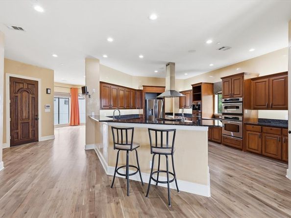 410  Mills Street , Fort Worth Texas 76102