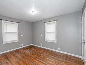 1108  Sharondale Street , Fort Worth Texas 76115