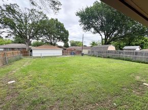 2803  Lockhart Avenue , Dallas Texas 75228