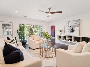 1518  Oak Knoll Street , Dallas Texas 75208