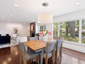 1518  Oak Knoll Street , Dallas Texas 75208