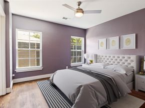 1518  Oak Knoll Street , Dallas Texas 75208
