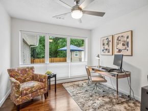 6452  Lange Circle , Dallas Texas 75214