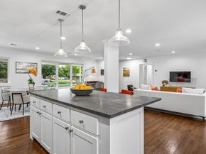 6452  Lange Circle , Dallas Texas 75214