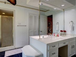 2918  Apple Valley Drive , Garland Texas 75043